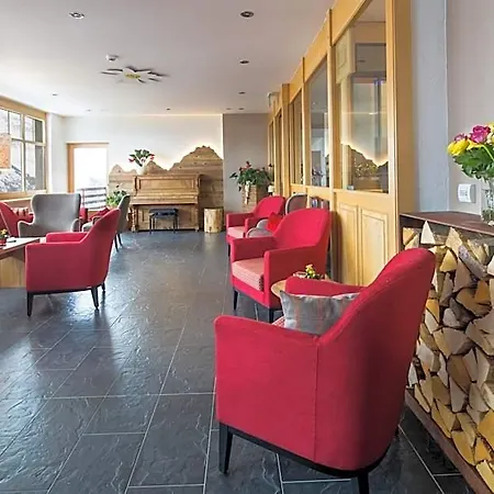 Отель Edelweiss Superior 3*