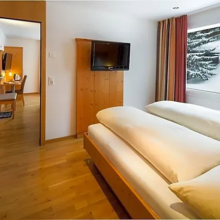 Edelweiss Superior 3*